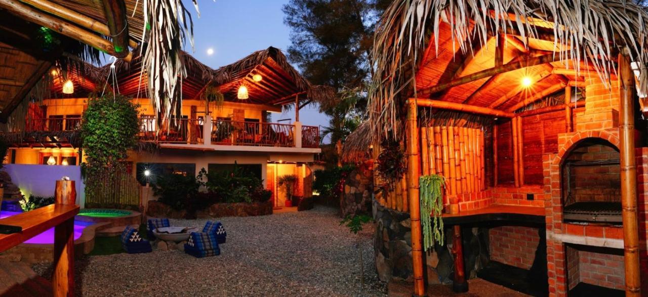 Tres Palmas Hotel Montanita Bagian luar foto